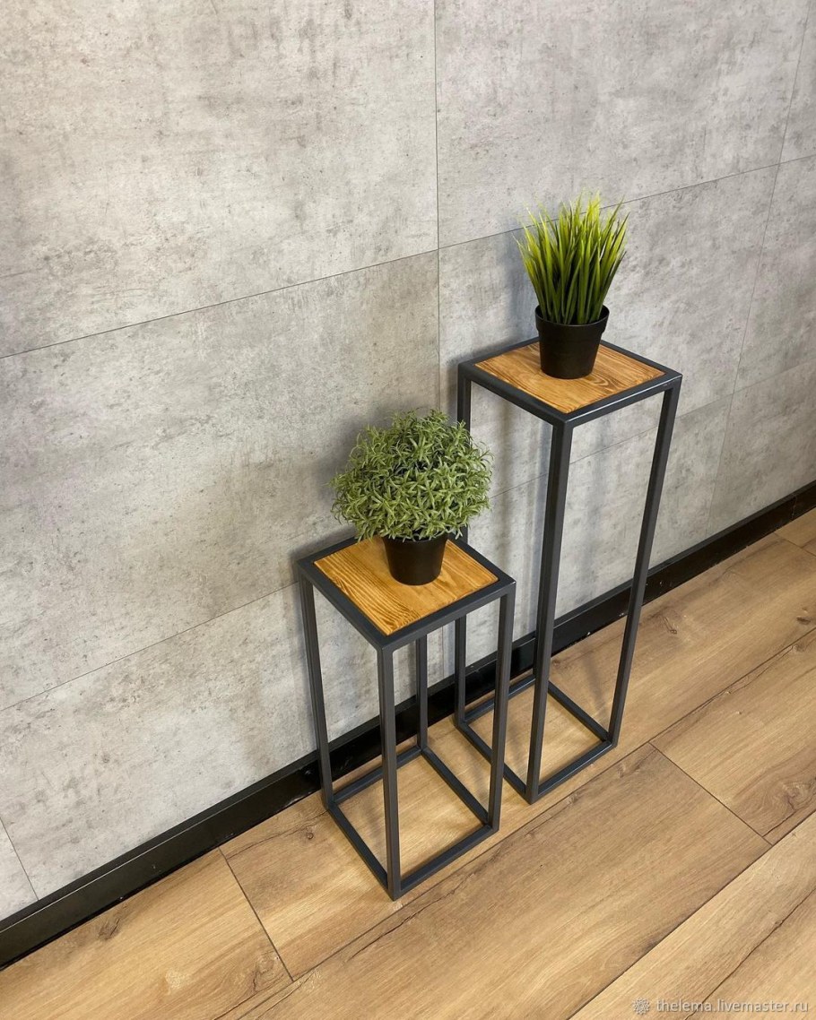 Подставка под цветы в Сканди стиле