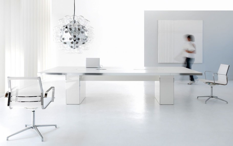 Кабинет руководителя белый Минимализм