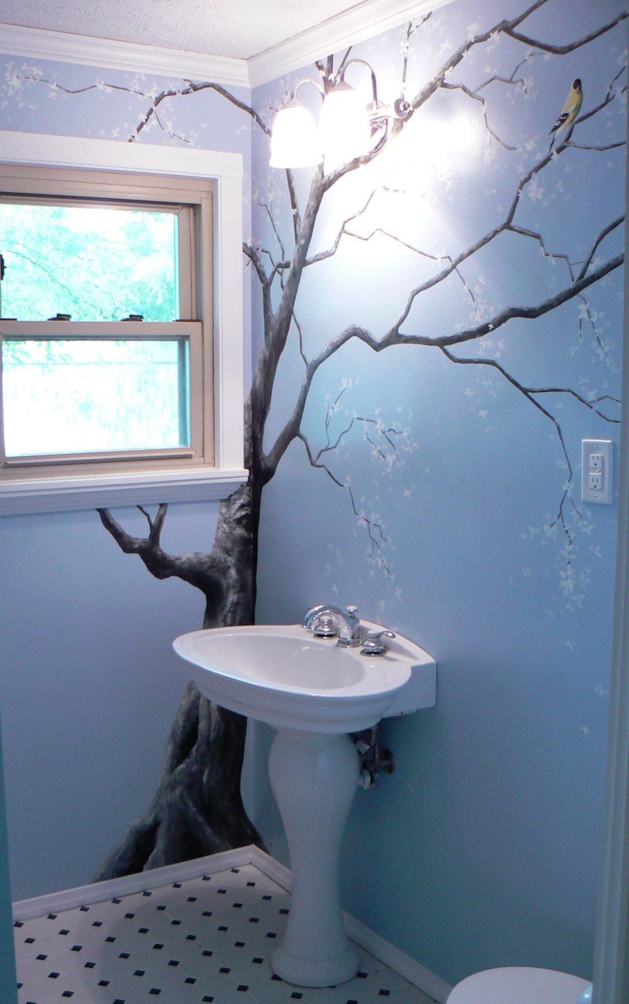 Роспись стен в санузле