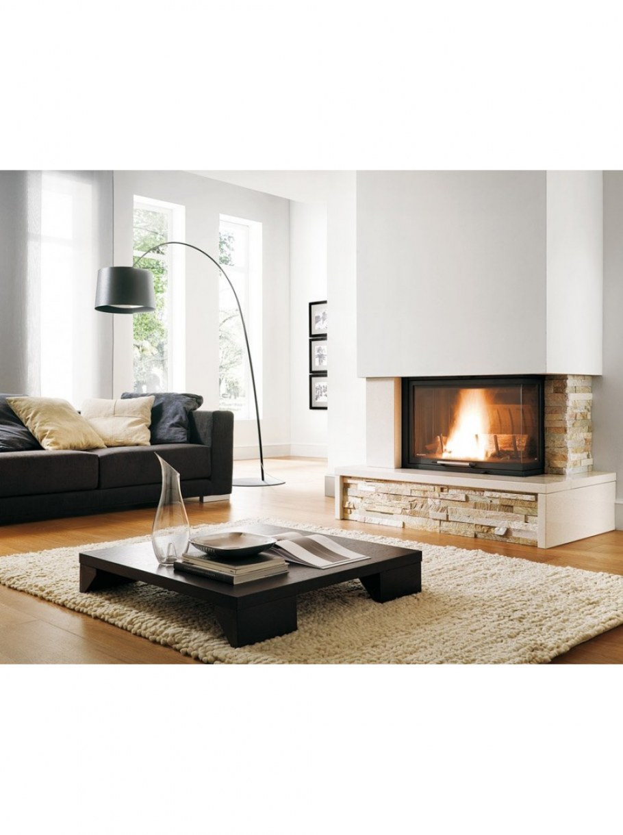 Камин угловой дровяной