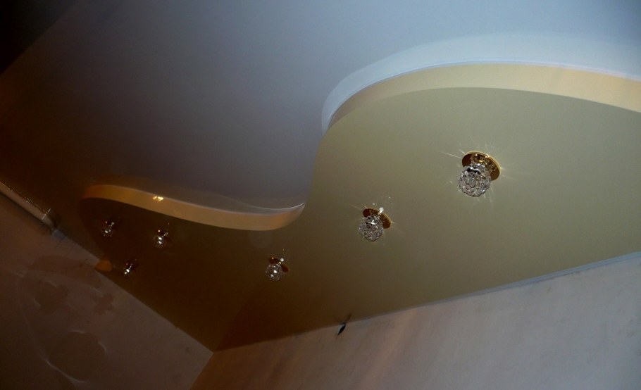 Матовый натяжной потолок