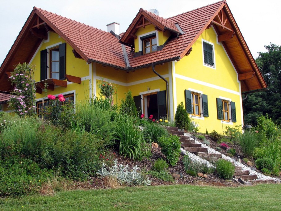 Деревянный фронтон