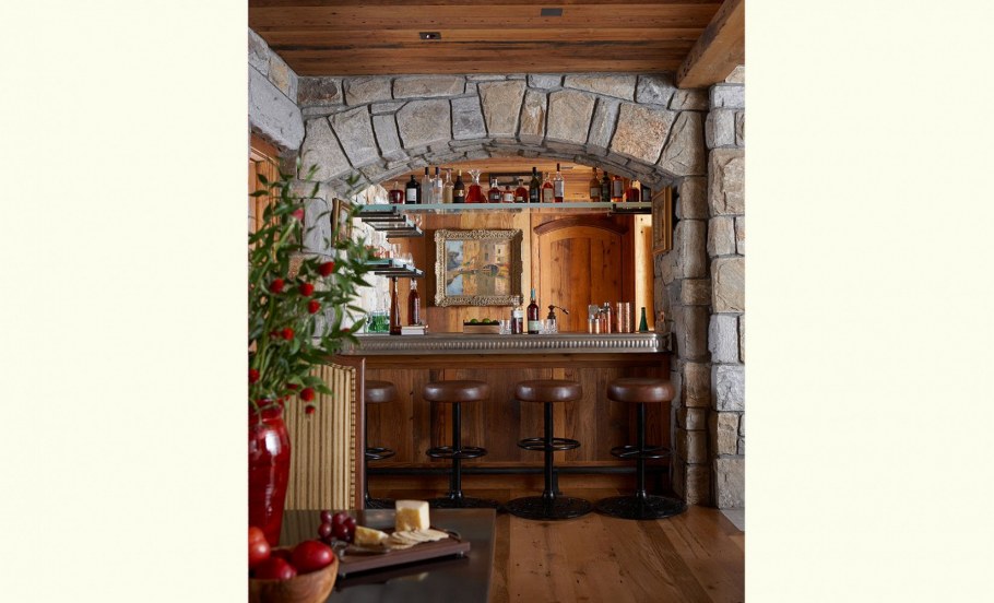 Барная стойка в стиле кантр