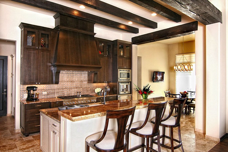 Барная стойка в стиле Кантри