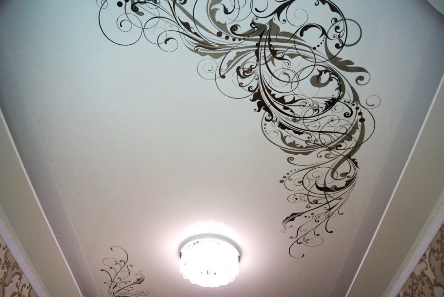 Лепнина потолочная гипсовая