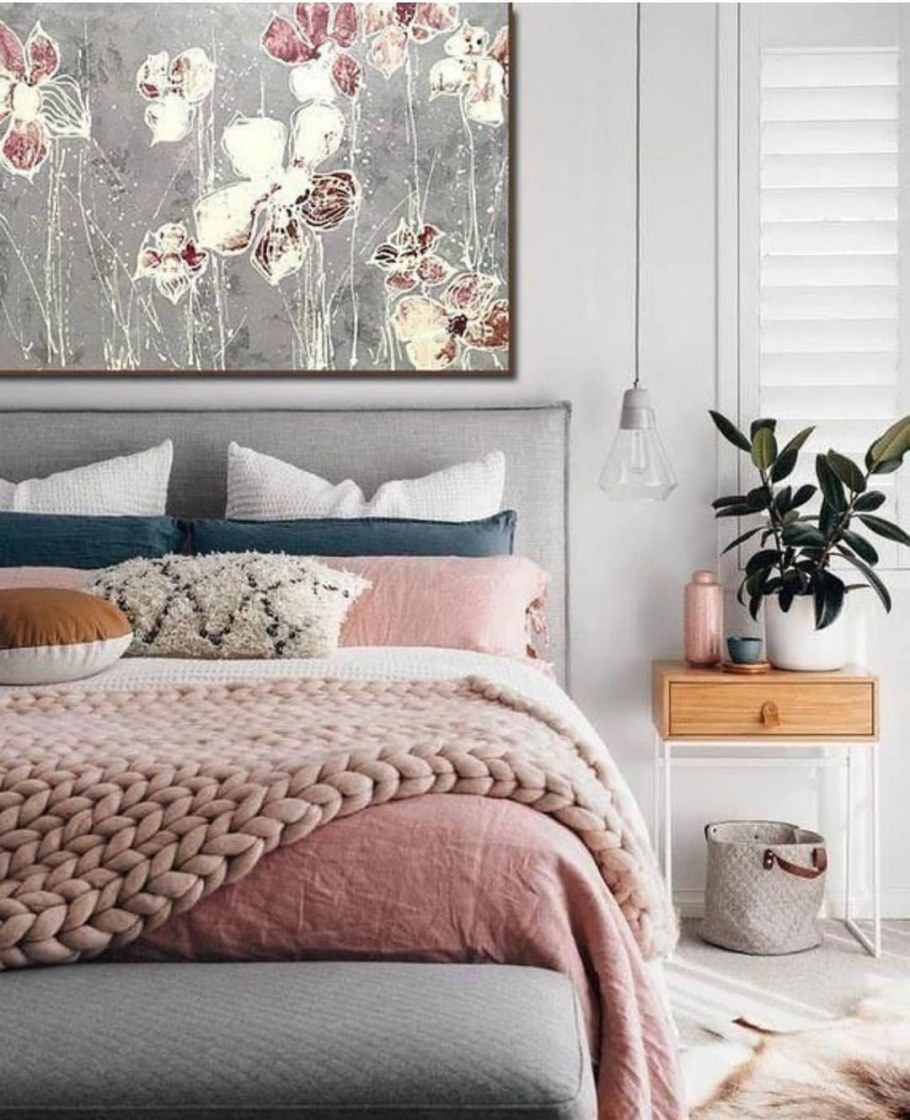 Уютный декор спальни