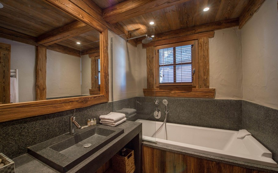 Ванна в стиле Шале