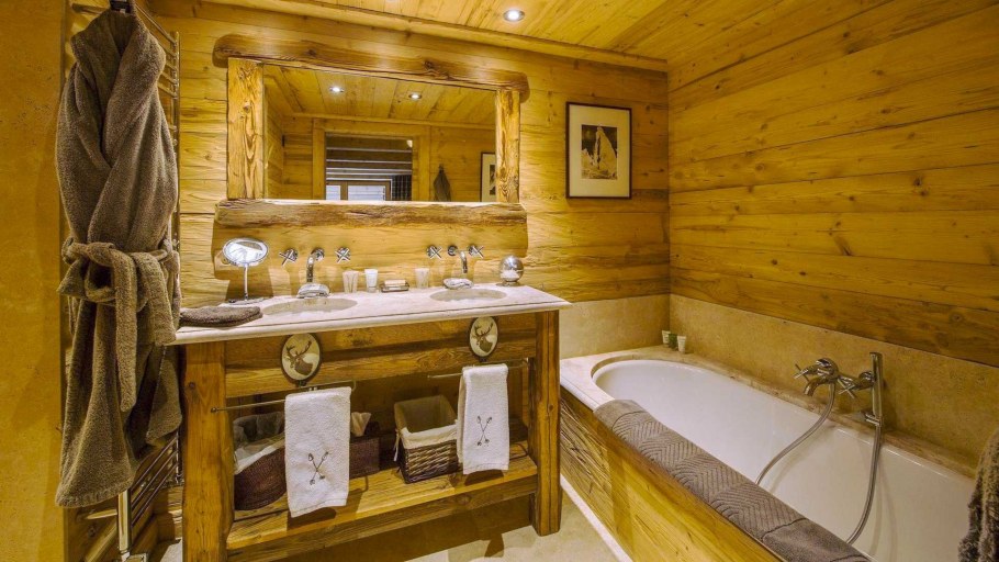 Душевая в стиле Шале