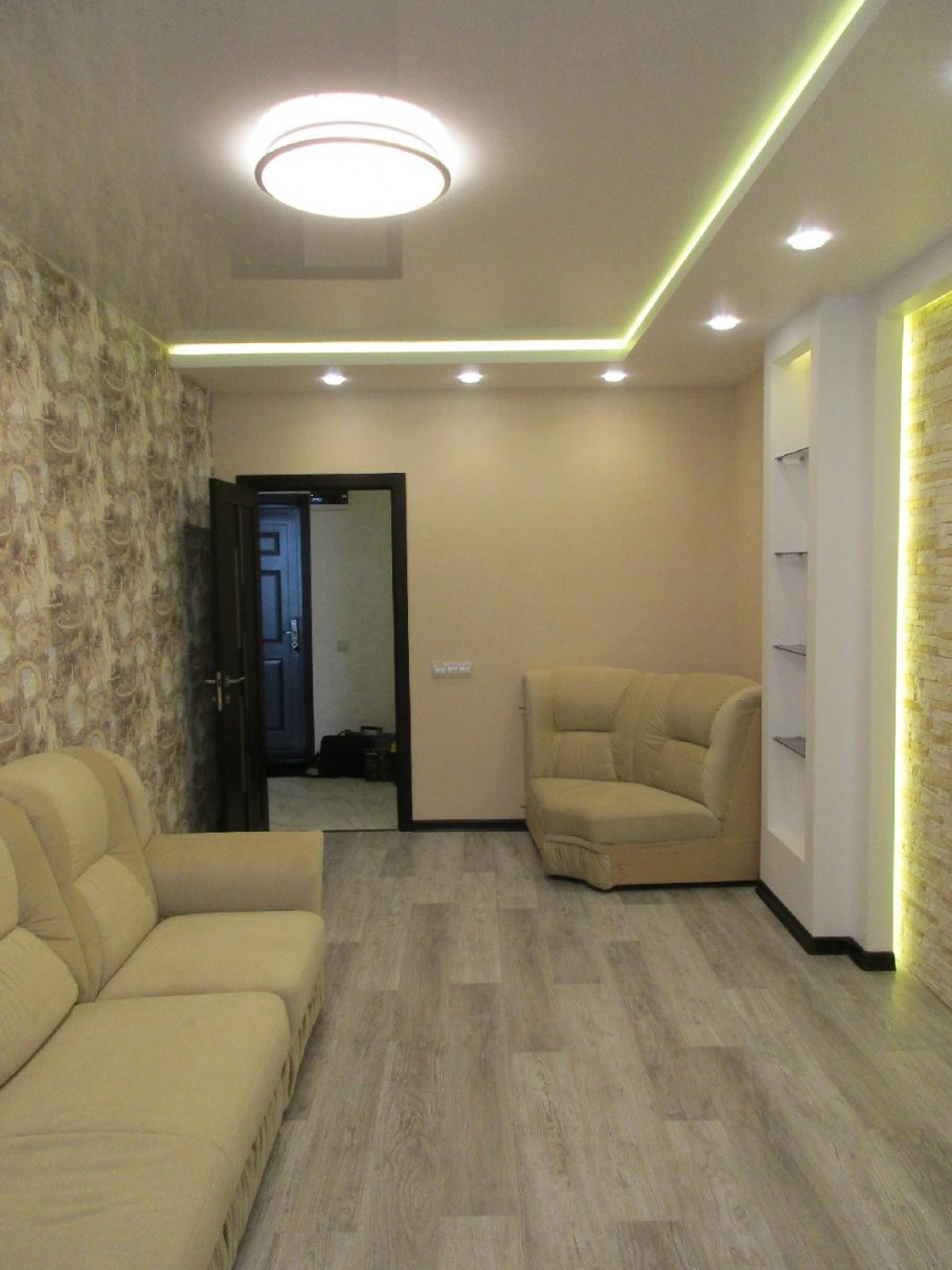 Дешевый интерьер комнаты