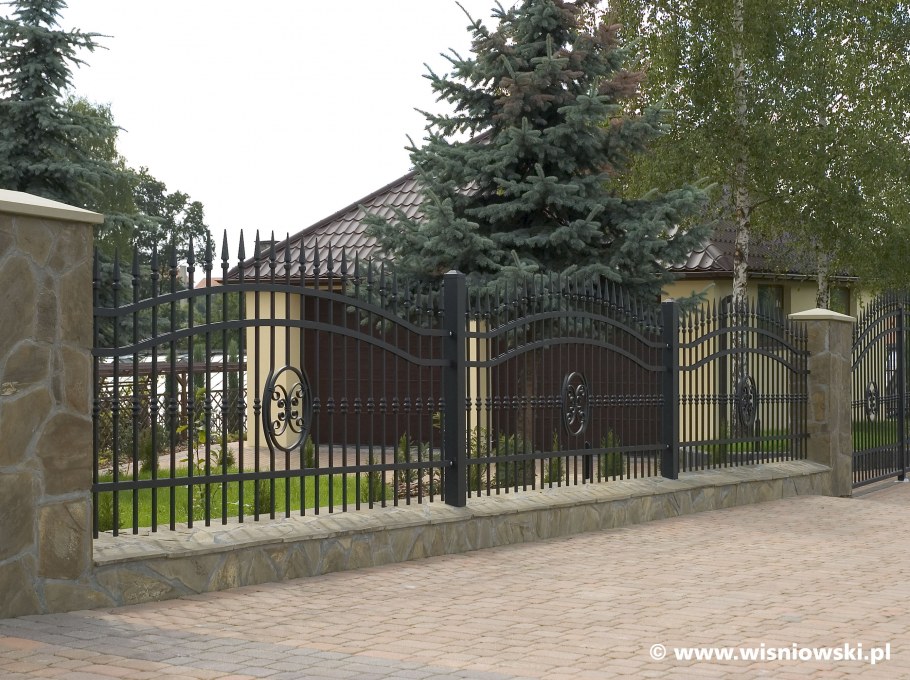 Кованые заборы классицизм