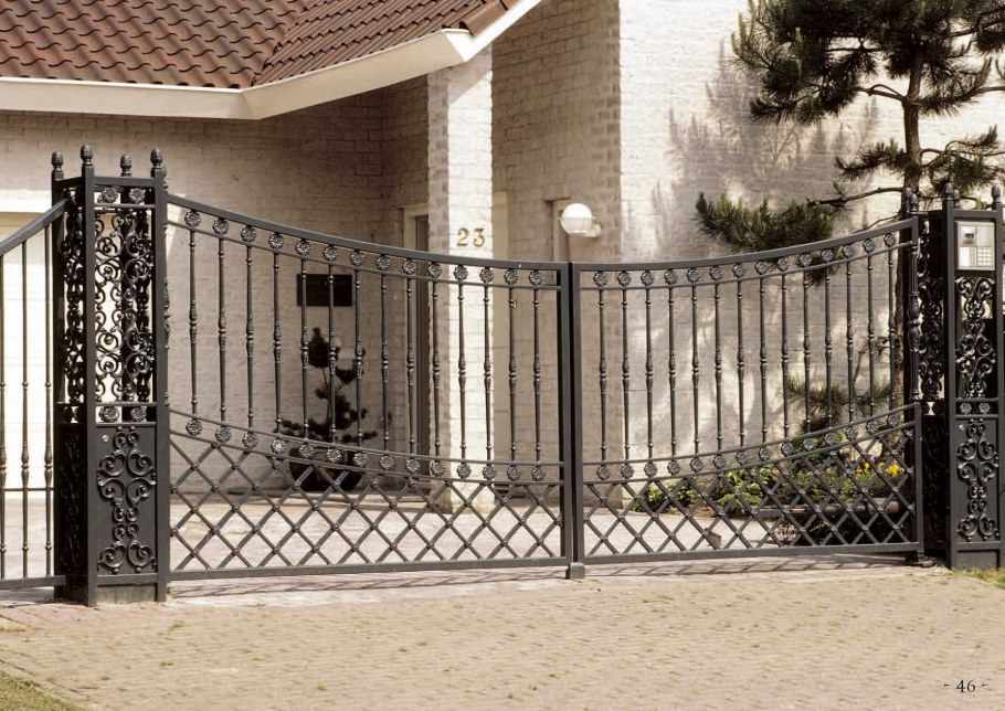 Забор в классическом стиле