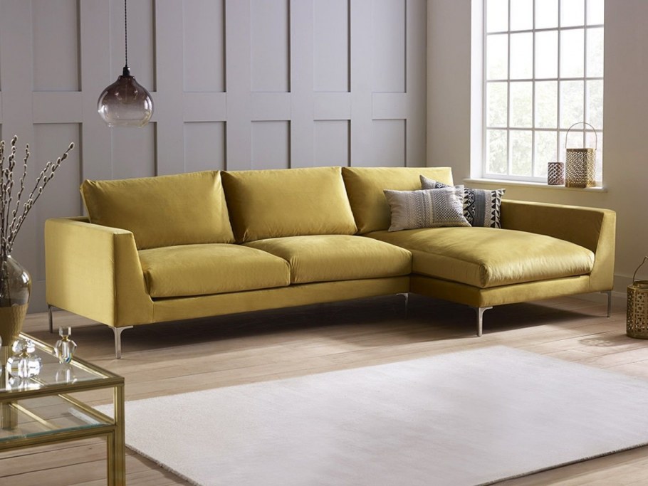 Модные современные диваны