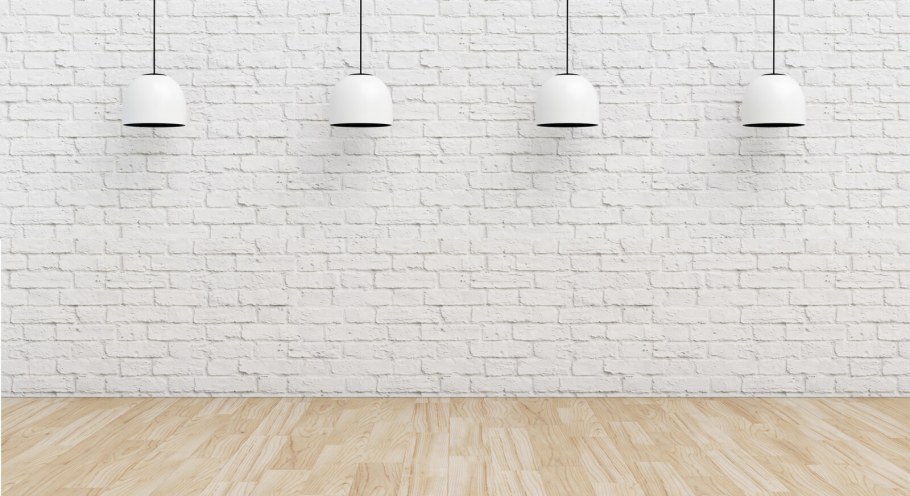 Белая кирпичная стена с полом