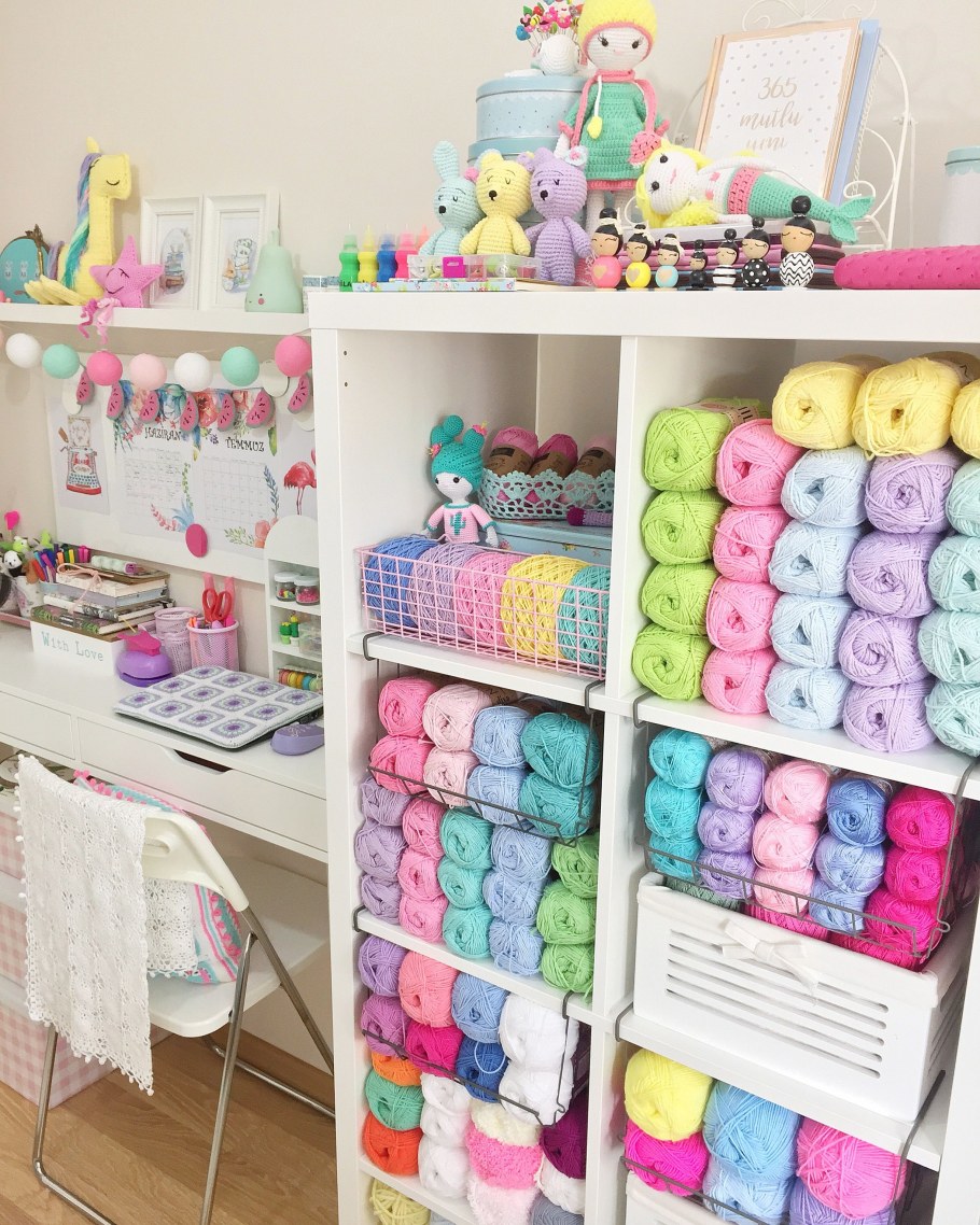 Рабочий беспорядок рукодельницы