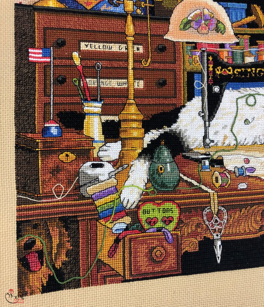 Уголок для рукоделия в винтажном стиле