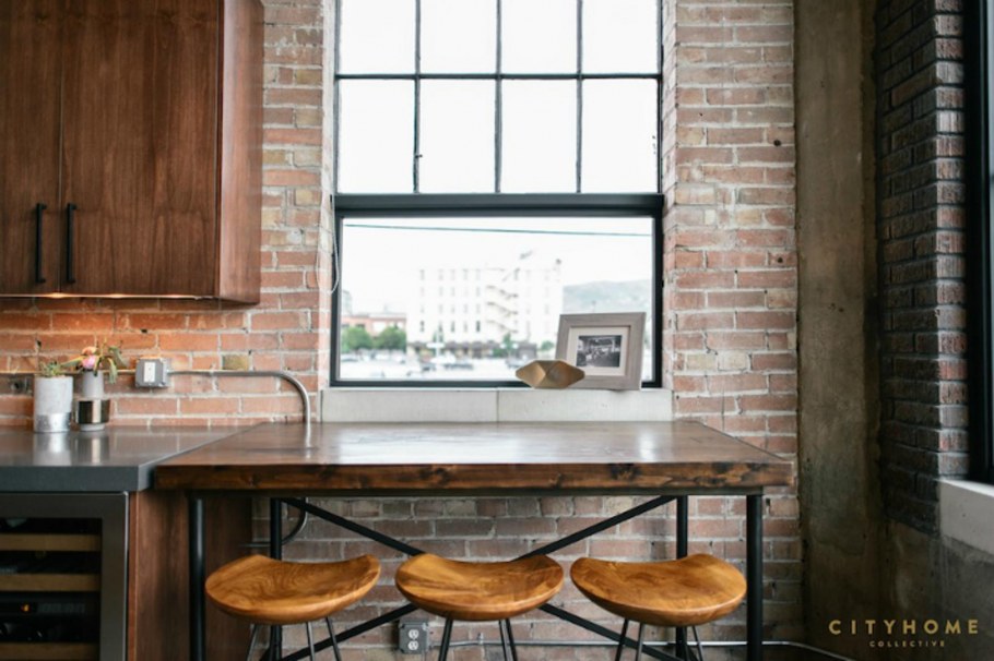 Деревянные подоконники в стиле лофт