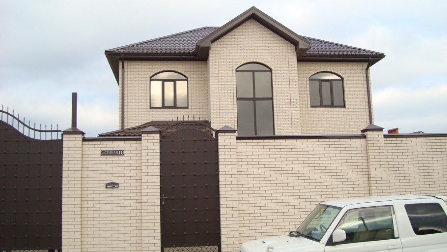 Фасады домов из кирпич Рекке