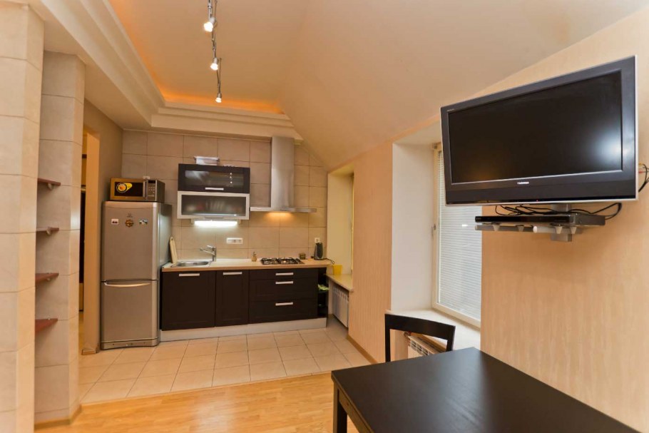 Володарского 50 Уссурийск