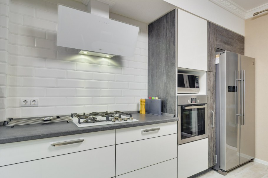 Кухня лофт светлая