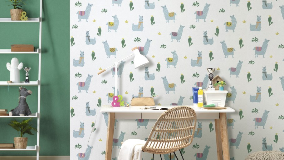 Наклейки на стену лама