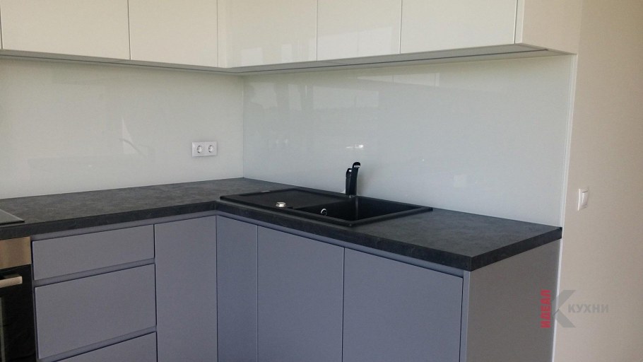 МДФ Egger глянец черный