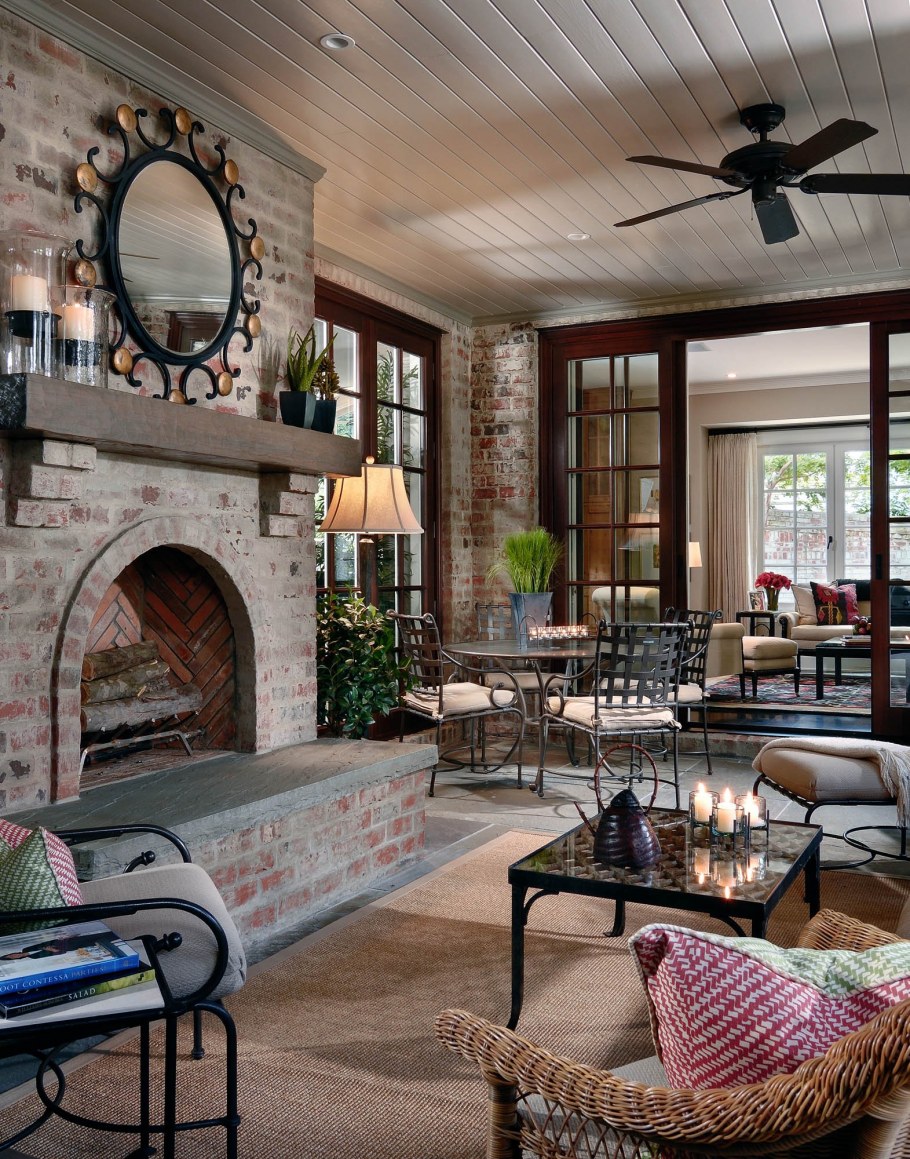 Камин на террасе