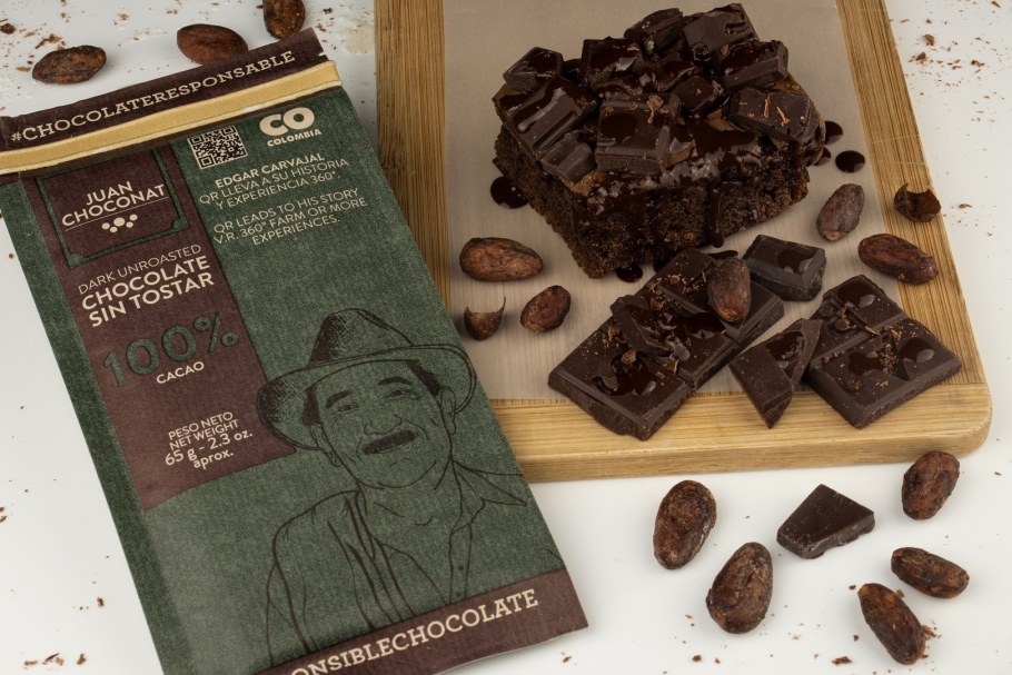 Спальня в коричневых тонах