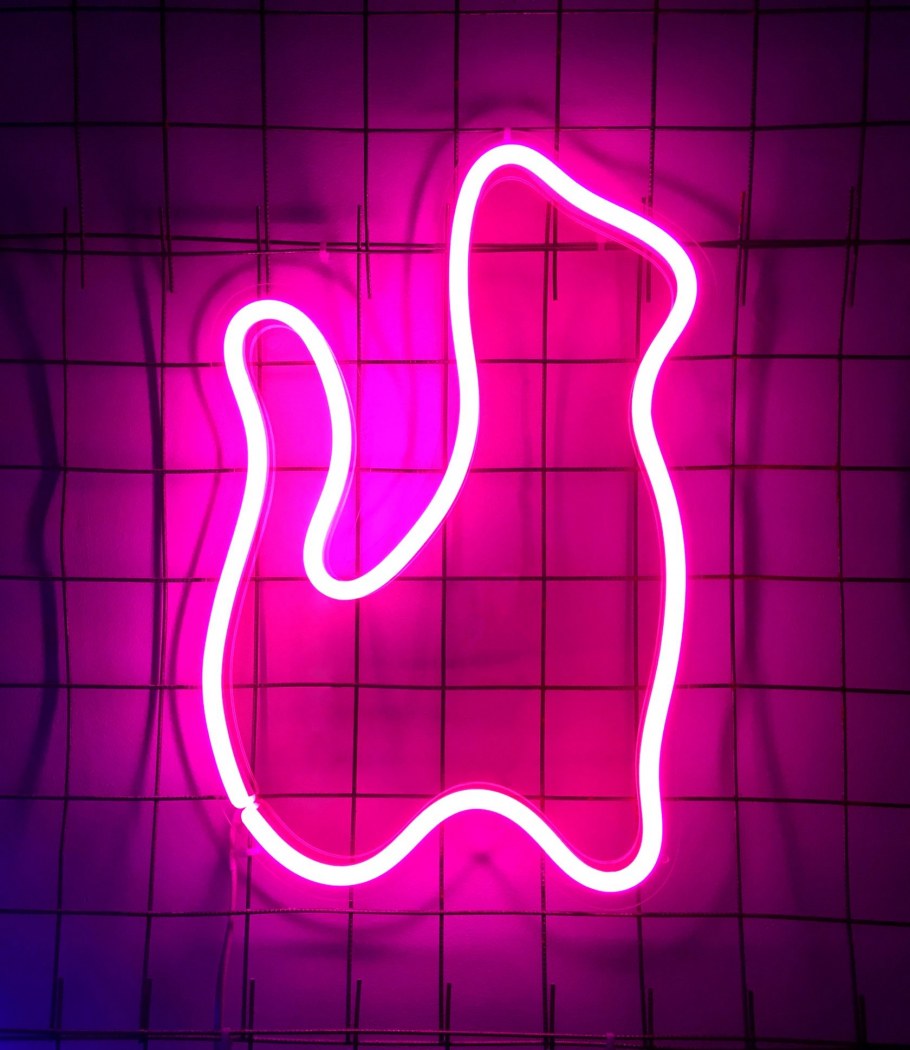 Неоновая табличка