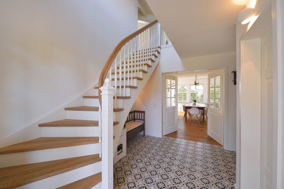 Лестница на второй этаж