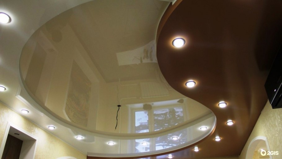 Аппле резные потолки