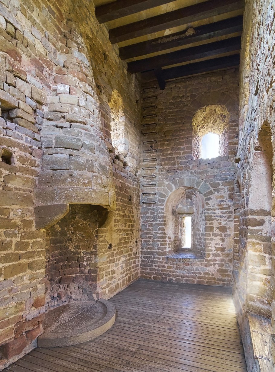 Лоарре замок интерьер