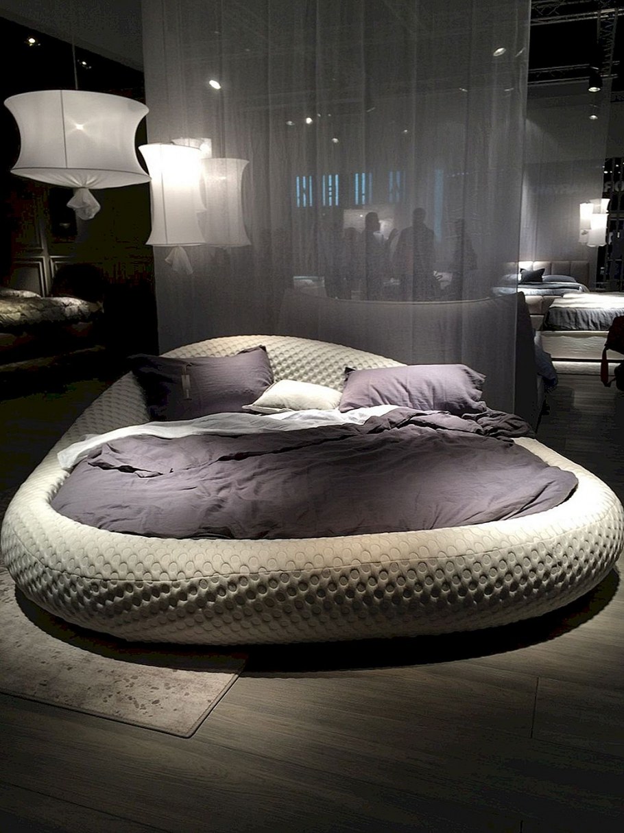 Круглые дизайнерские кровати