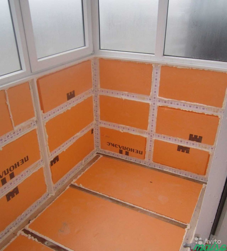 Отделка балкона