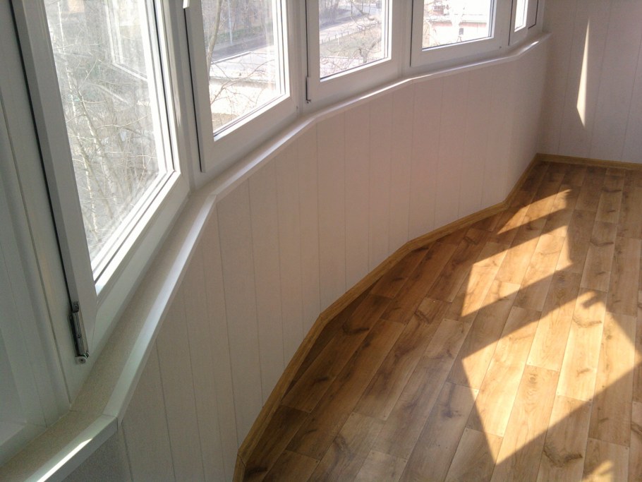 Отделка утепленной лоджии