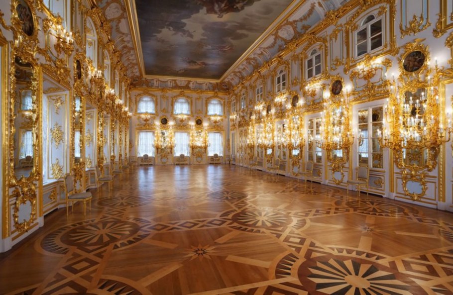 Большой Петергофский дворец Растрелли интерьер