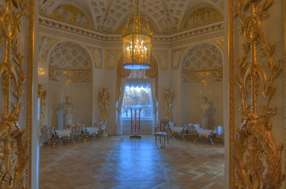 Петергоф бальный зал