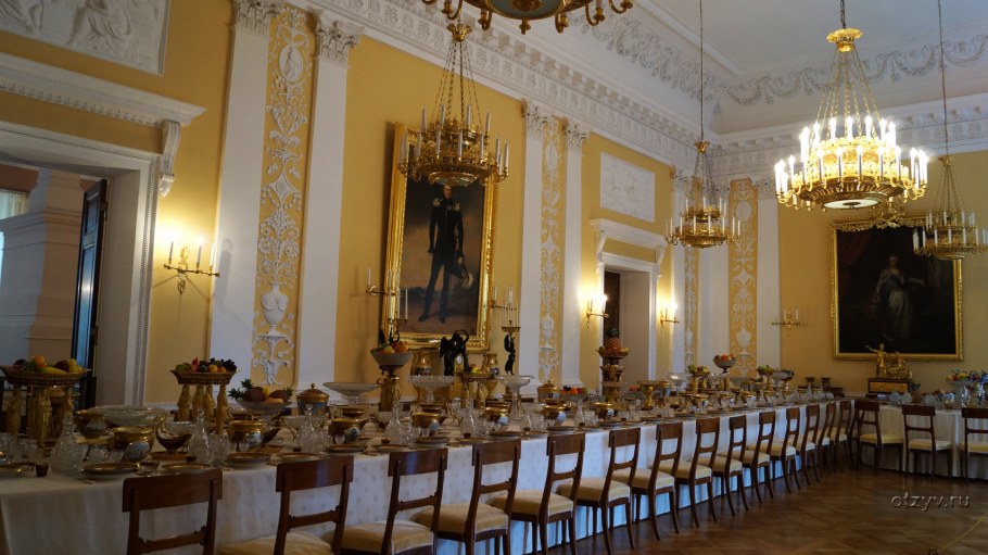 Петергофский дворец Монплезир внутри