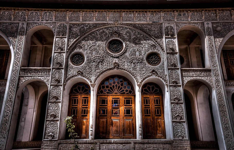 Монументальная архитектура Ирана