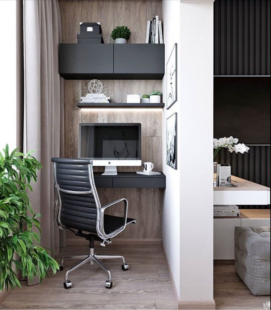 Интерьер кабинета на балконе