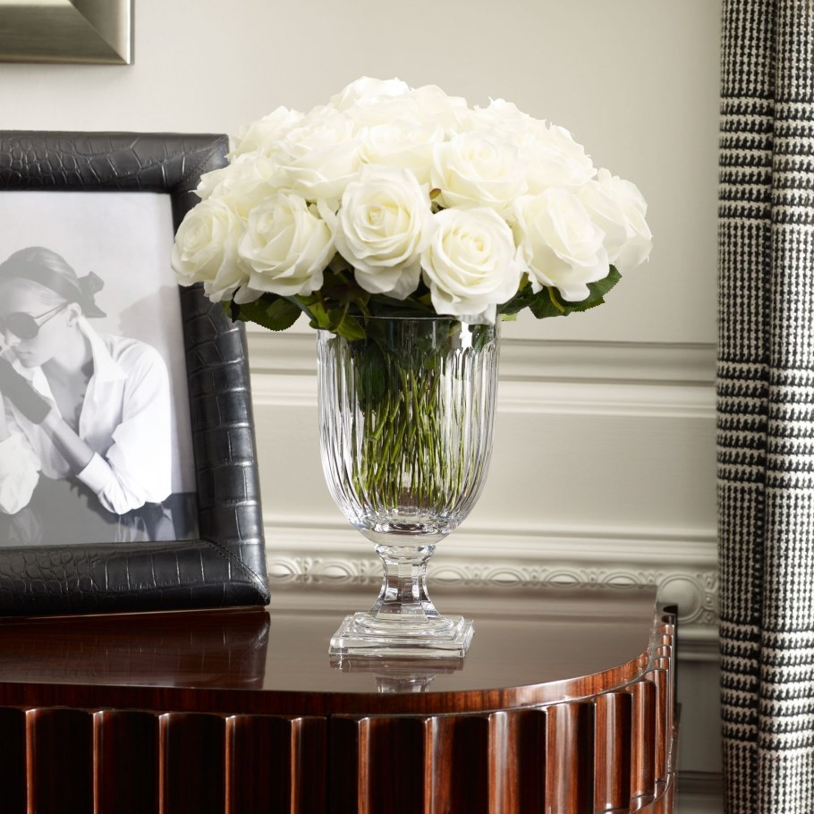 Розы в интерьере Прованс