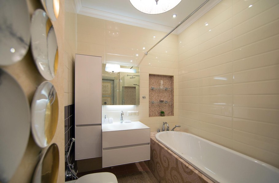 Светлая ванная комната 4 кв м