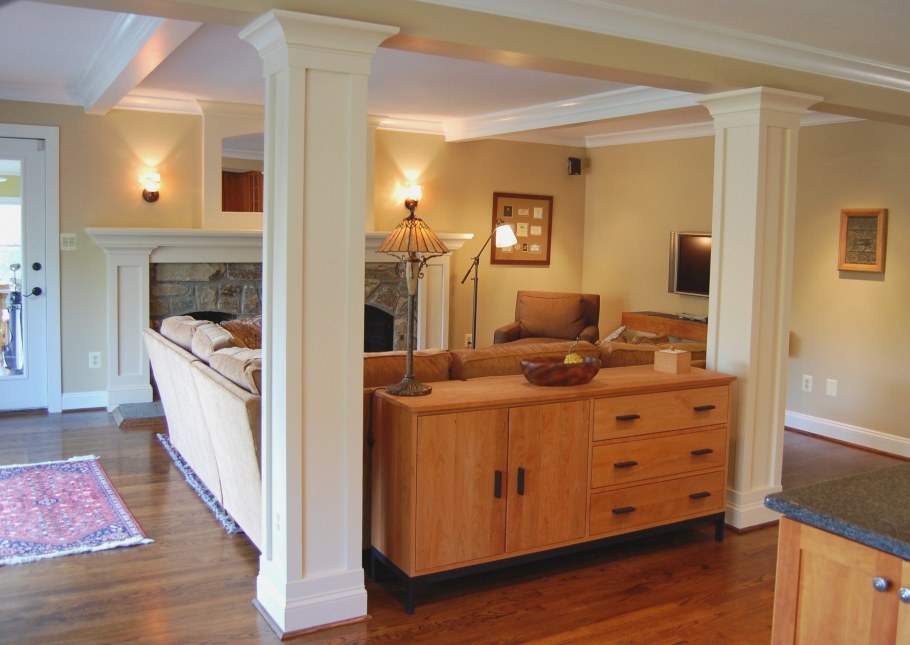 Опорные столбы в интерьере