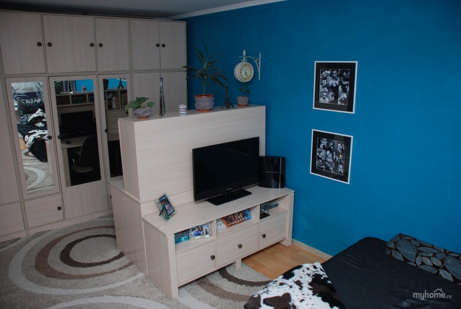 Интерьер для семьи в комнате общежития