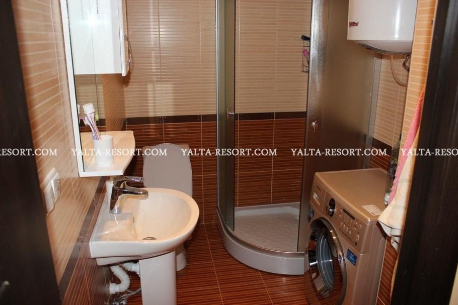 Ванная комната с душевой в хрущевке