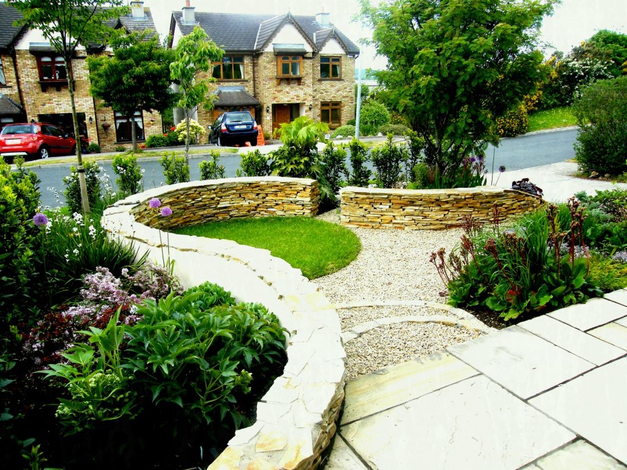 Двухуровневый двор