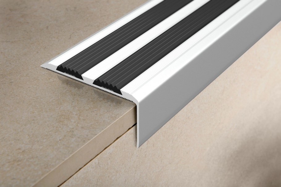 Профиль для ступеней PROEND ins 75