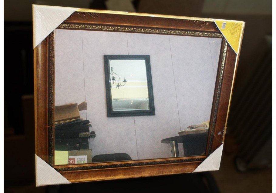 Треугольное винтажное зеркало