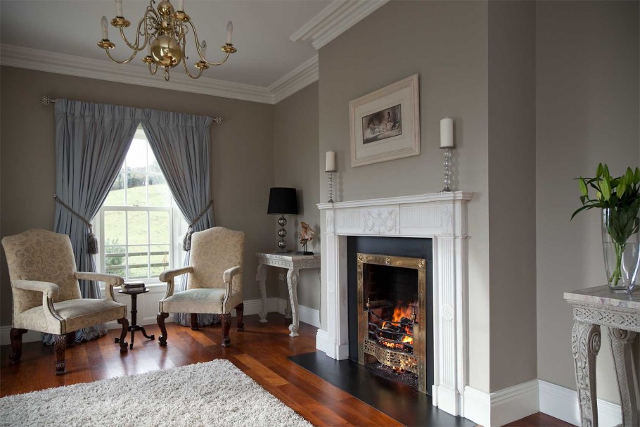 Камин Нео Классик