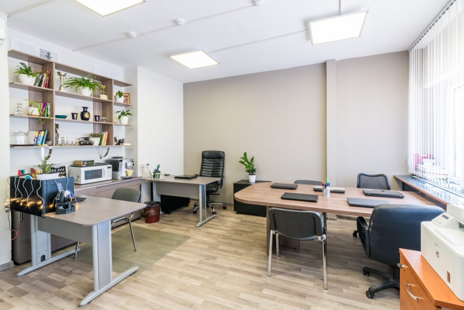 Интерьер агентства недвижимости