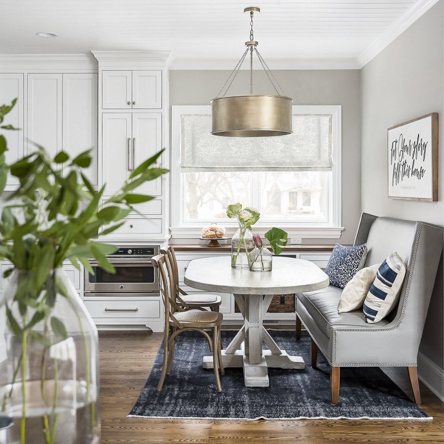 Декор обеденной зоны в маленькой кухне